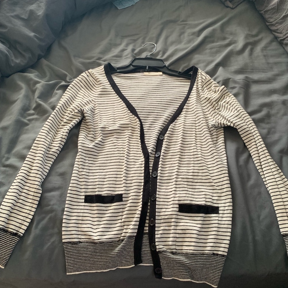 Fitted cardigan